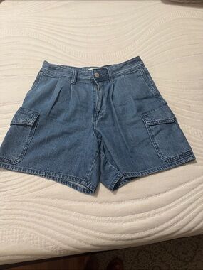 Universal Thread Blue Denim Cargo Shorts